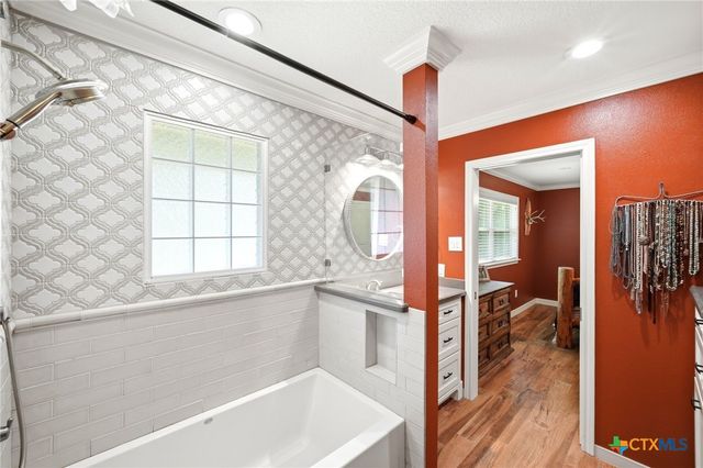 504 County Road 825, West Columbia, TX 77486
