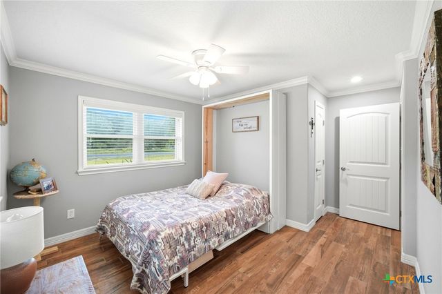 504 County Road 825, West Columbia, TX 77486