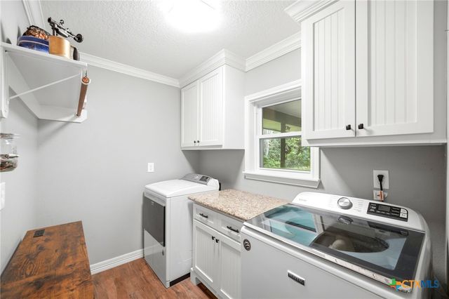 504 County Road 825, West Columbia, TX 77486