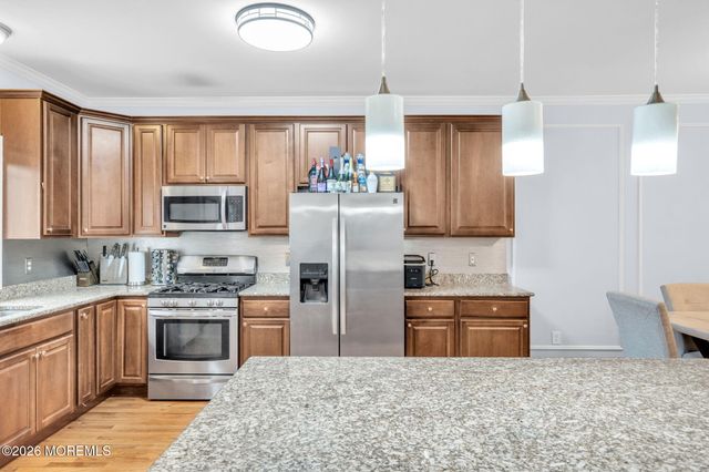 553 S Atlantic Avenue 2, Matawan, NJ 07747