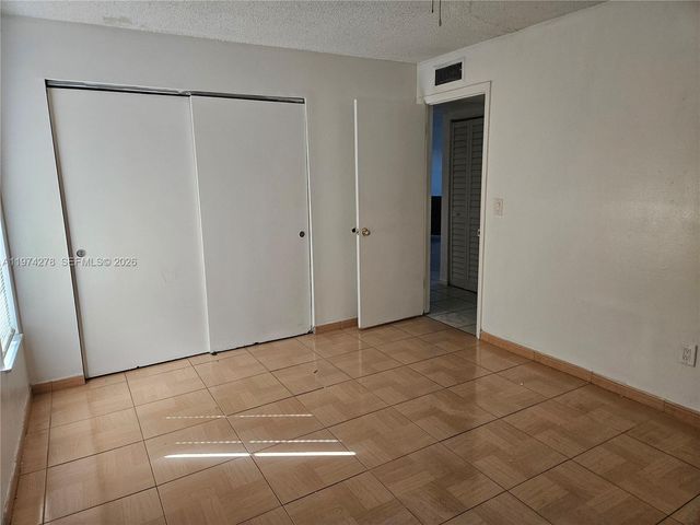 2800 NW 56th Ave C102, Lauderhill, FL 33313