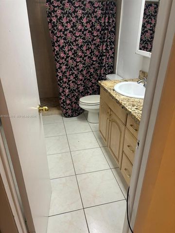 2800 NW 56th Ave C102, Lauderhill, FL 33313