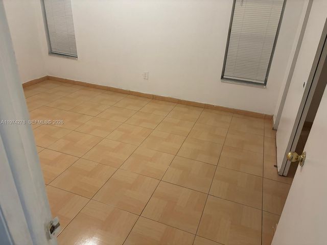 2800 NW 56th Ave C102, Lauderhill, FL 33313