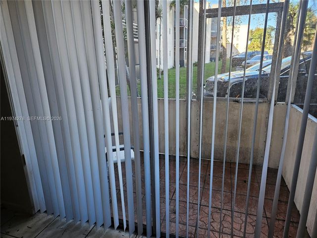 2800 NW 56th Ave C102, Lauderhill, FL 33313