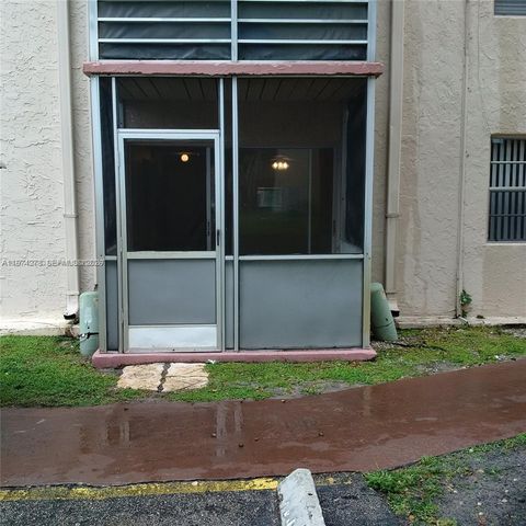 2800 NW 56th Ave C102, Lauderhill, FL 33313