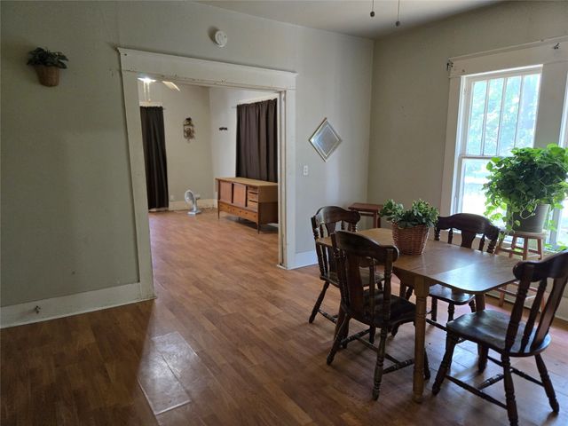 215 Bell Street, Gainesville, TX 76240