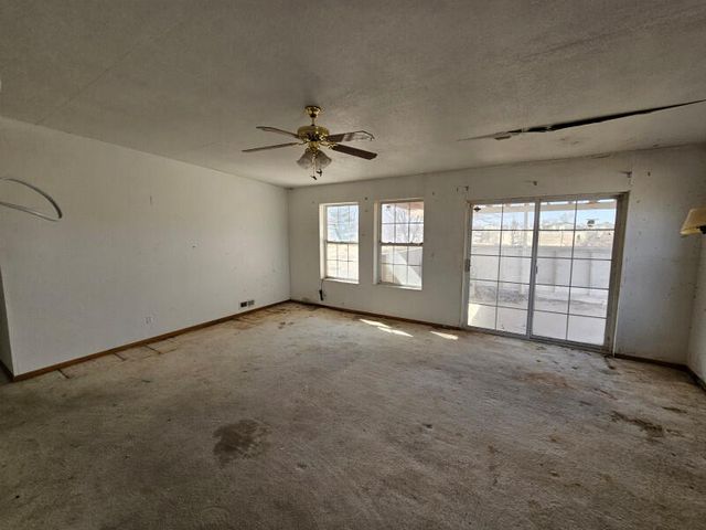 203 N LASSITER Street, Estancia, NM 87016