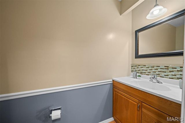 1004 Pocono Trail, Ballwin, MO 63021