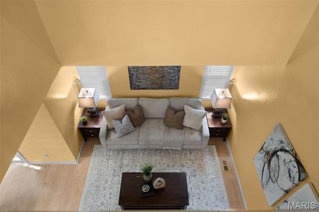 1004 Pocono Trail, Ballwin, MO 63021