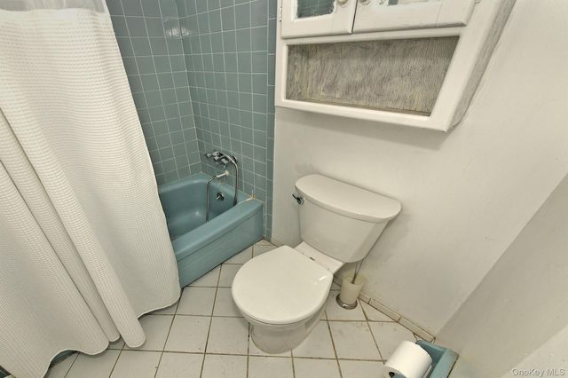 14 Pocket Court, Northport, NY 11768