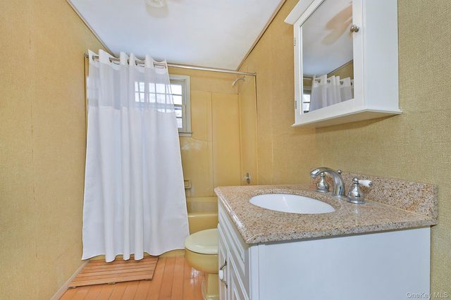 14 Pocket Court, Northport, NY 11768