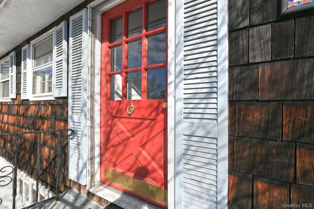 14 Pocket Court, Northport, NY 11768