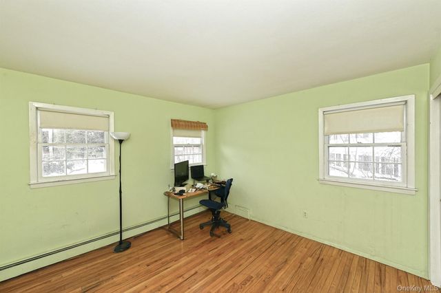 14 Pocket Court, Northport, NY 11768