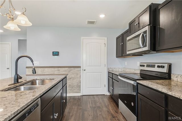 7124 Tulip Trestle, Northport, AL 35473