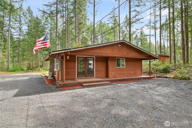 12832 SW Burchard Drive, Port Orchard, WA 98367