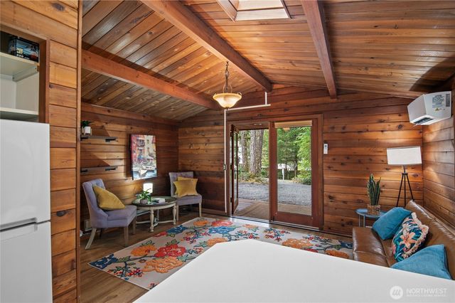 12832 SW Burchard Drive, Port Orchard, WA 98367