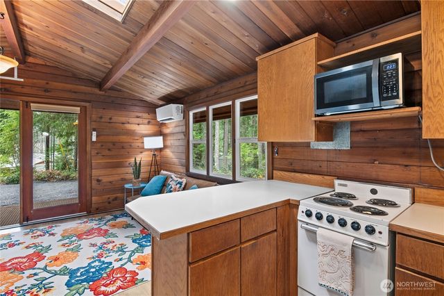 12832 SW Burchard Drive, Port Orchard, WA 98367