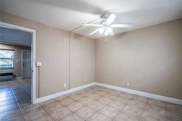 715 NE 6th St 9, Fort Lauderdale, FL 33304