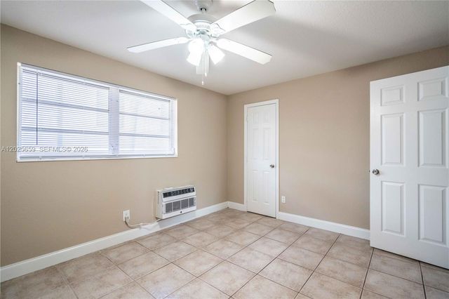 715 NE 6th St 9, Fort Lauderdale, FL 33304