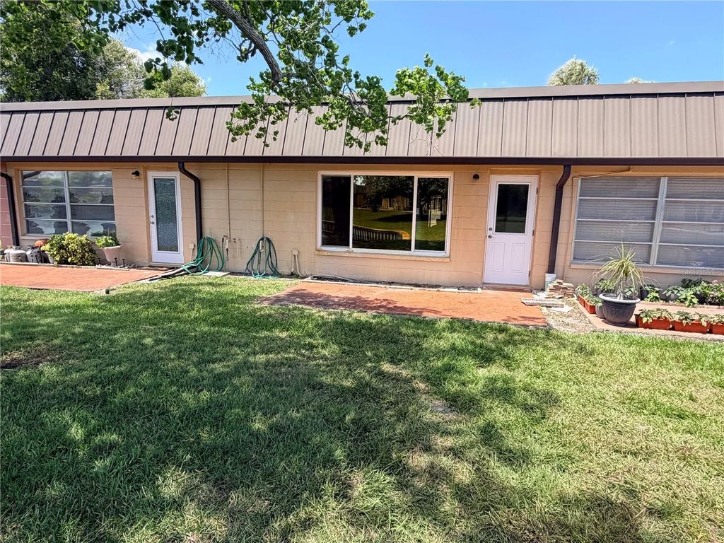4446 RUSTIC DRIVE E, New Port Richey, FL 34652