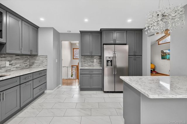 20 New Haven Avenue, Nanuet, NY 10954