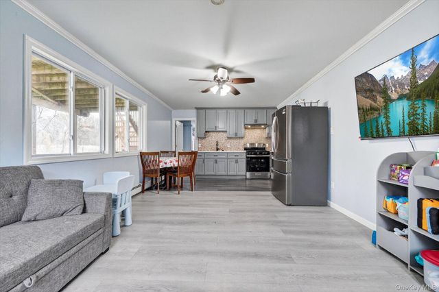 20 New Haven Avenue, Nanuet, NY 10954