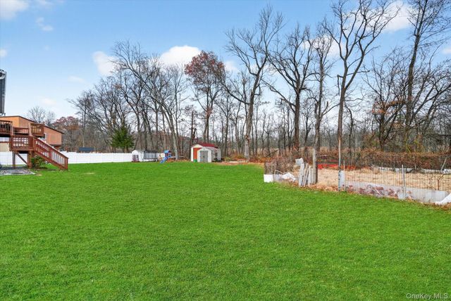 20 New Haven Avenue, Nanuet, NY 10954