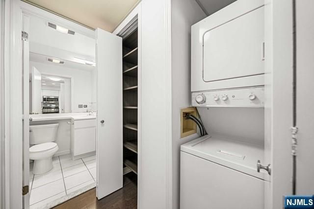 504 Williams Court, Edgewater, NJ 07020