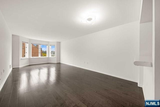 504 Williams Court, Edgewater, NJ 07020