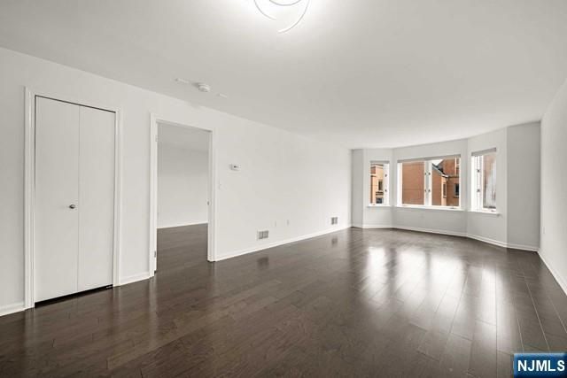 504 Williams Court, Edgewater, NJ 07020