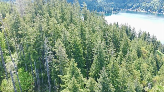 2110 Summit Lake Shore Road NW, Olympia, WA 98502