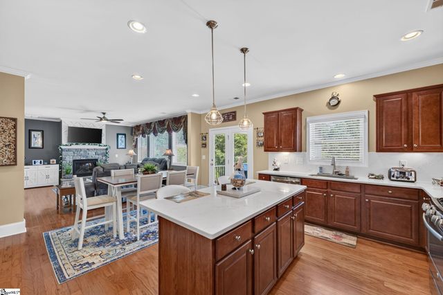 405 Rowley Court, Easley, SC 29642