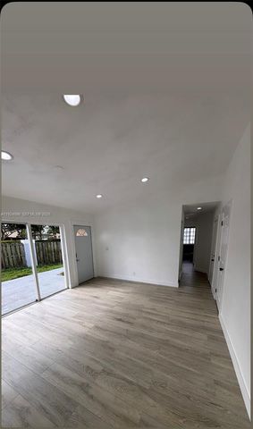 17191 SW 139th Ct, Miami, FL 33177