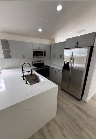 17191 SW 139th Ct, Miami, FL 33177