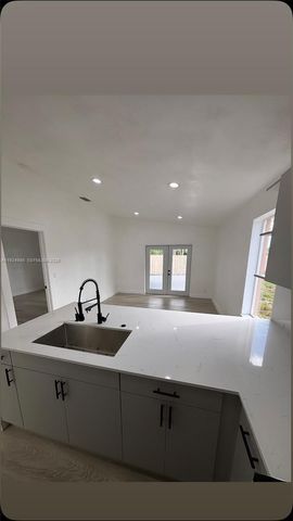 17191 SW 139th Ct, Miami, FL 33177