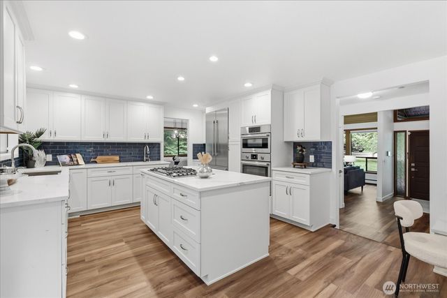 14038 NE 156th Place, Woodinville, WA 98072