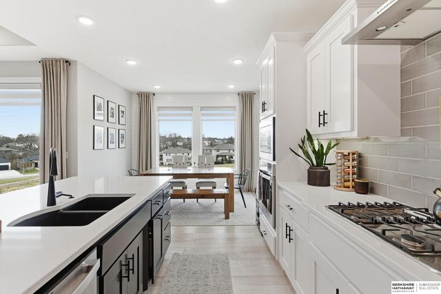 2708 N 186th Street, Omaha, NE 68022