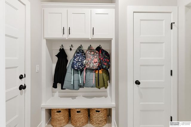 2708 N 186th Street, Omaha, NE 68022