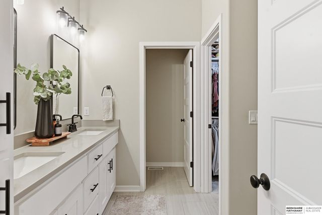 2708 N 186th Street, Omaha, NE 68022