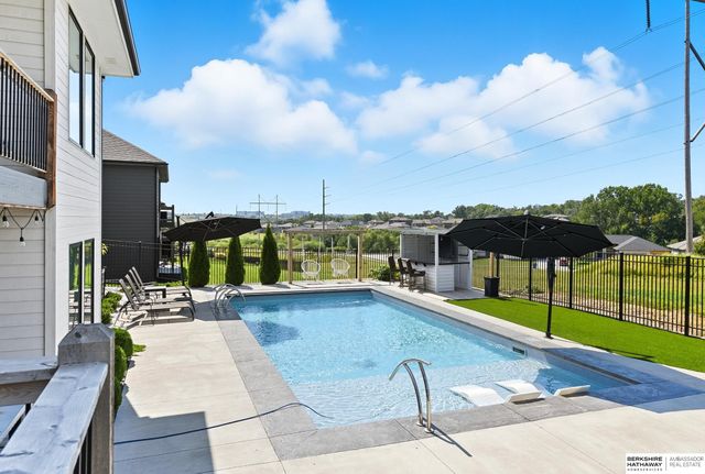 2708 N 186th Street, Omaha, NE 68022