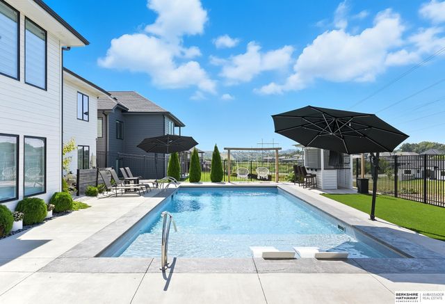 2708 N 186th Street, Omaha, NE 68022