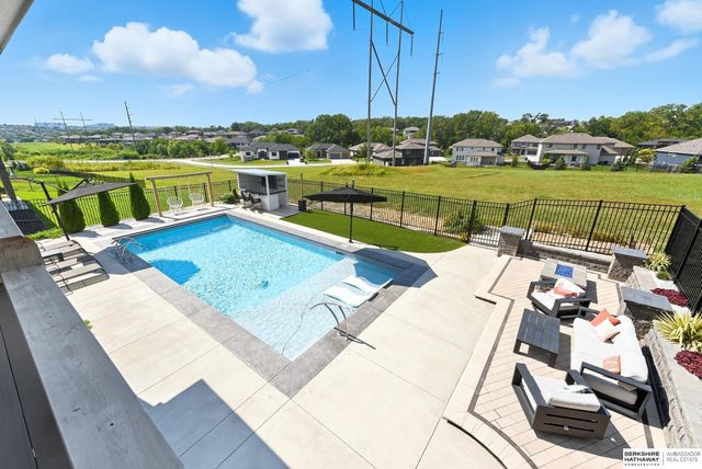 2708 N 186th Street, Omaha, NE 68022