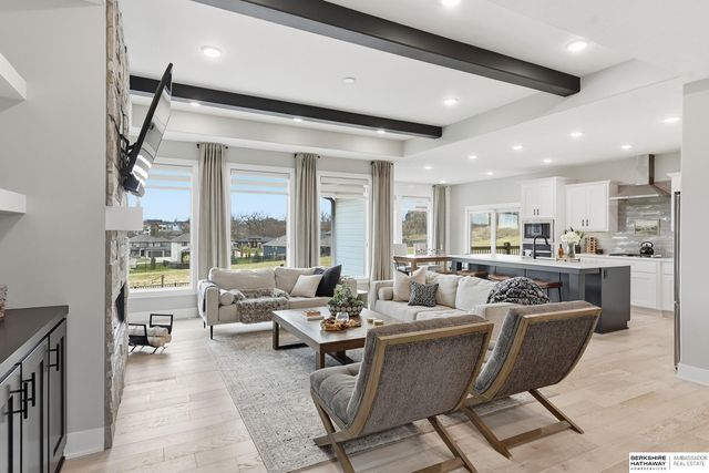 2708 N 186th Street, Omaha, NE 68022