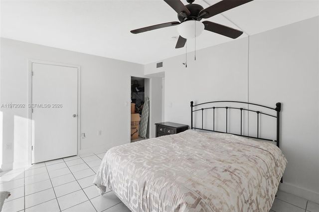 7933 West Dr 819, North Bay Village, FL 33141