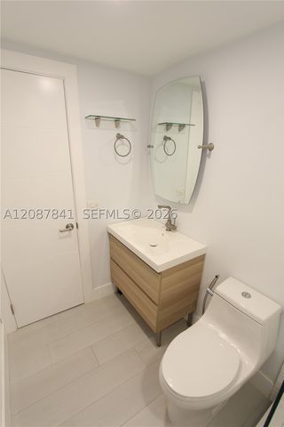 427 Santander Ave 202, Coral Gables, FL 33134