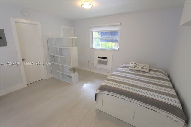 427 Santander Ave 202, Coral Gables, FL 33134