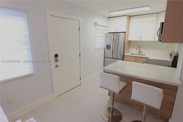 427 Santander Ave 202, Coral Gables, FL 33134