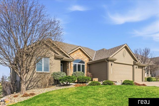 11796 Whitmore Street, Omaha, NE 68142