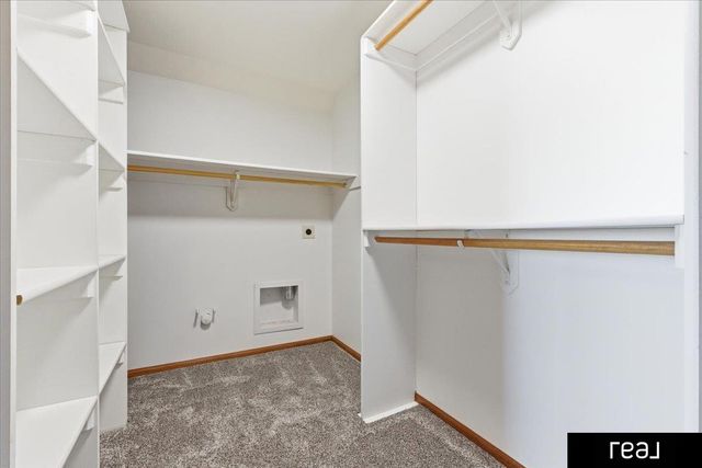 11796 Whitmore Street, Omaha, NE 68142