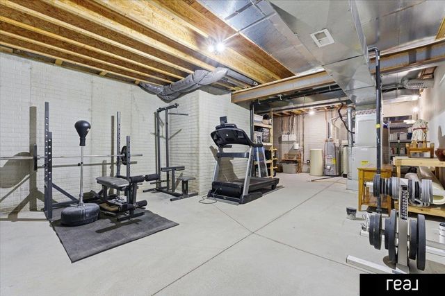 11796 Whitmore Street, Omaha, NE 68142